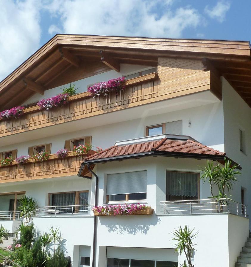 Pramstaller Apartments San Lorenzo di Sebato Eksteriør bilde